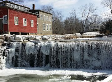 vermont/emerald-lake-state-park/restaurant/cafe-provence