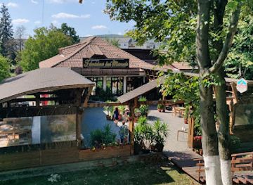 romania/transfagarasan-highway/restaurant/restaurant-fantana-lui-manole