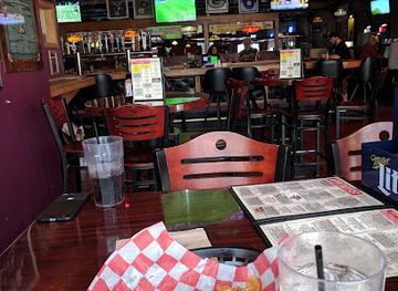 wisconsin/oshkosh/restaurant/the-varsity-club