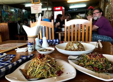 myanmar-burma/bagan/restaurant/khaing-shwe-wha-vegetarian-restaurant