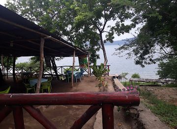 nicaragua/apoyo-lagoon/restaurant/montes-verde-restaurante