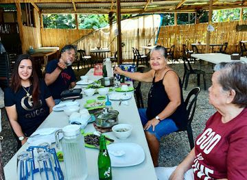 philippines/northern-mindanao/restaurant/doy-s-isda-sa-bato-sutukil-kan-anan-gusa