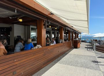 australia/sydney/manly-beach/restaurant/hugos-manly