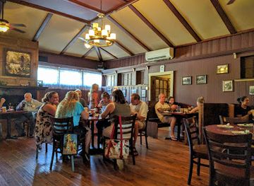 Historic Dimmick Inn