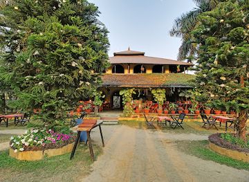 nepal/chitwan-valley/restaurant/kc-s-restaurant-home