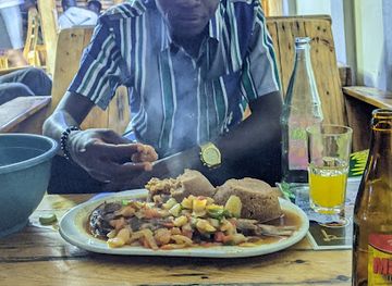 togo/lake-togo-area/restaurant/coin-de-mer