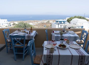 greece/santorini/oia/restaurant/roka