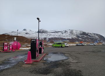 iceland/skaftafell-national-park/restaurant/veitingasala-restaurant-shop-and-gas