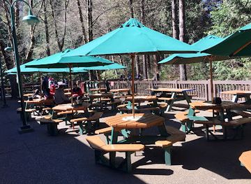 california/yosemite-village/restaurant/village-grill