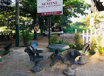 sri-lanka/kurunegala-district/restaurant/semini-hotel-reception