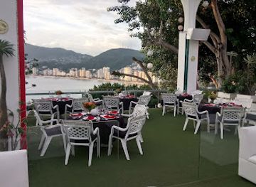 mexico/acapulco/acapulco-tradicional/restaurant/tony-s-bistro-acapulco