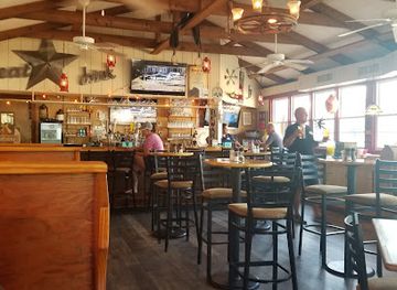 maryland/assateague-island-national-seashore/restaurant/frontier-town-lazy-river-saloon