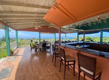 saint-kitts-and-nevis/saddle-hill/restaurant/dew-drops-restaurant-bar