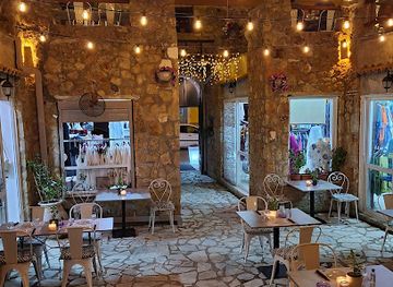 greece/olympia/restaurant/roof-garden