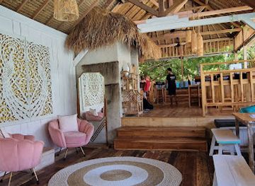 indonesia/west-nusa-tenggara/restaurant/barefoot-blondie