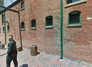 canada/toronto/distillery-district/restaurant/6spicerack