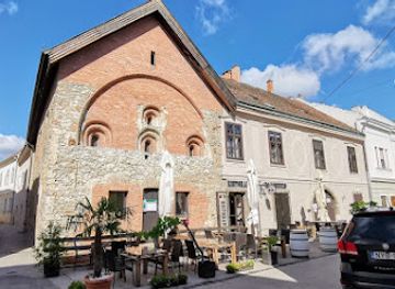 hungary/szekesfehervar/restaurant/ristorante-da-lorenzo