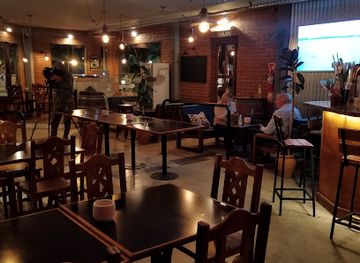 argentina/puerto-madryn/restaurant/black-resto-bar