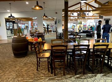 new-zealand/waitomo-caves/restaurant/the-big-apple