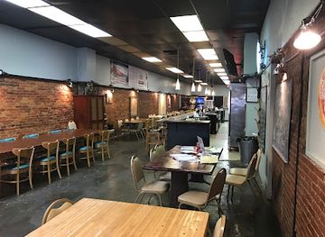 ohio/youngstown/restaurant/avalon-downtown-pizzeria