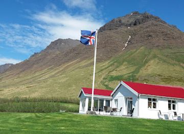 iceland/westfjords/restaurant/kaffi-sol