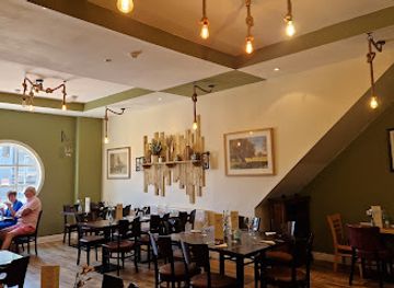 united-kingdom/glamorgan/restaurant/the-little-olive