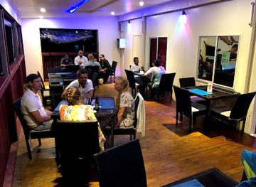 tonga/neiafu/restaurant/ngutulei-bar-restaurant
