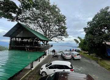 philippines/taal-volcano/restaurant/leslie-s-restaurant