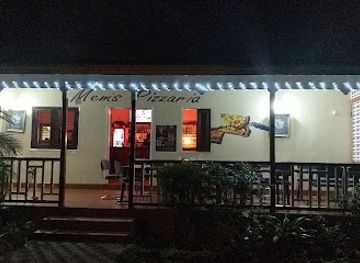 saint-kitts-and-nevis/charlestown/restaurant/mem-s-pizzaria