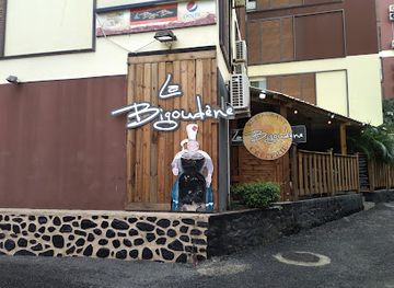 mayotte/plage-de-saziley/restaurant/creperie-la-bigoudene