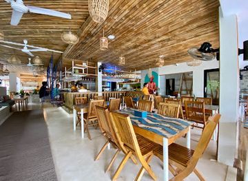 philippines/siargao/restaurant/happiness-restaurant-siargao