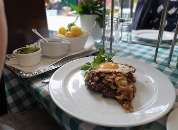 denmark/copenhagen/frederiksberg/restaurant/hansens-gamle-familiehave