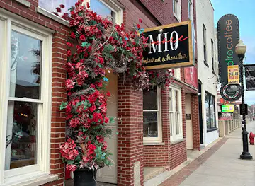 Amore Mio Restaurant & Piano Bar