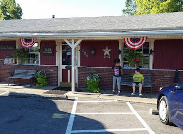 indiana/the-hoosier-national-forest/restaurant/van-s-country-table
