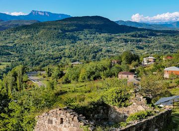 georgia/svaneti/restaurant/gelati-monastery