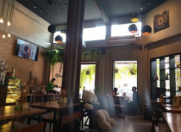 thailand/ubon-ratchathani/restaurant/a-plus-one-cafe