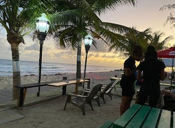 barbados/hastings/restaurant/daa-backyard