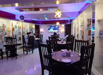 pakistan/swat/restaurant/eastwest-resturent