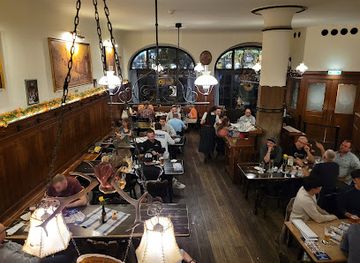 germany/munich-countryside/restaurant/weisses-brauhaus-im-tal