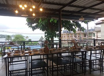 thailand/phuket-province/restaurant/lae-lay-khao-khad