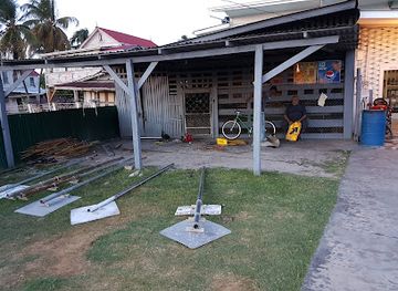 guyana/east-berbice-corentyne/restaurant/ali-s-halaal-snackette