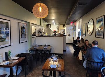 new-jersey/south-jersey/restaurant/the-little-hen