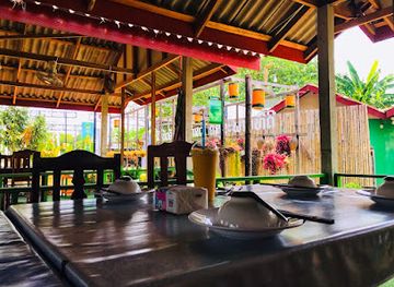 laos/vientiane-province/restaurant/1