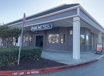 california/martinez/restaurant/round-table-pizza