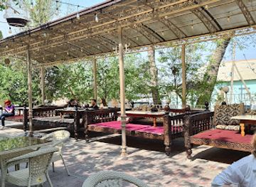 uzbekistan/jizzakh/restaurant/n1-qipchoq-somsa-islom-bobo-choyxonasi