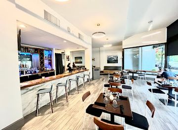 arkansas/hot-springs/restaurant/the-avenue-restaurant-at-the-waters-hotel