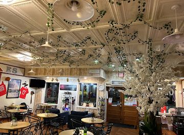 arkansas/eureka-springs/restaurant/eureka-springs-eats-and-treats-aka-hillside-eats-and-sweets