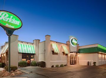 kansas/great-bend-sand-prairie/restaurant/perkins-american-food-co
