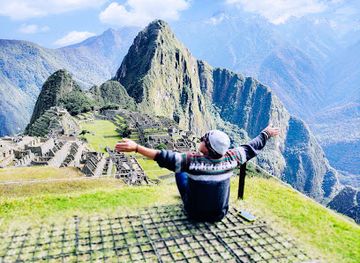 peru/inca-trail/restaurant/inka-happiness-cultural-bar