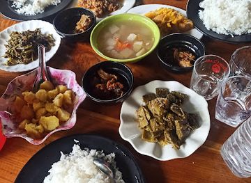 myanmar-burma/chin-state/restaurant/ah-may-nyo-restaurant